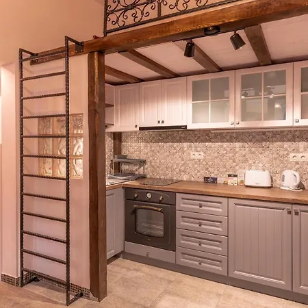 Apartment Hidden Gem In One-bedroom Central *